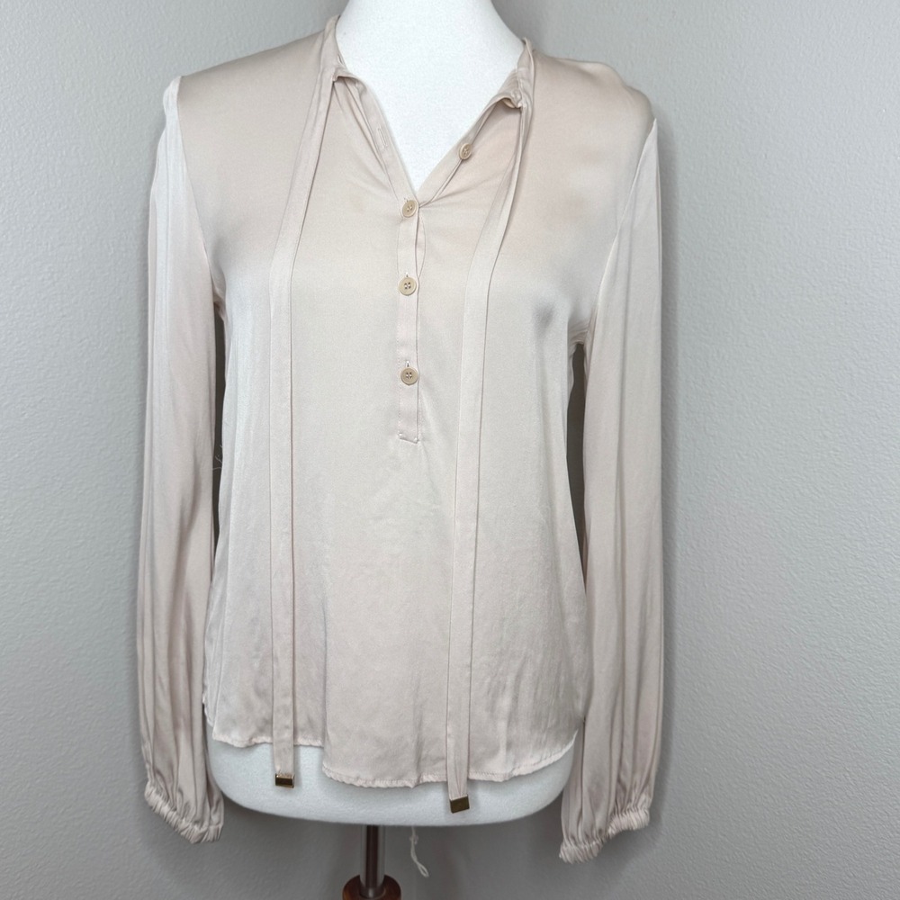 DIANE von FURSTENBERG Silk Blend Blouse 8 Beige‎ Neutral Quiet Luxury Minimalist